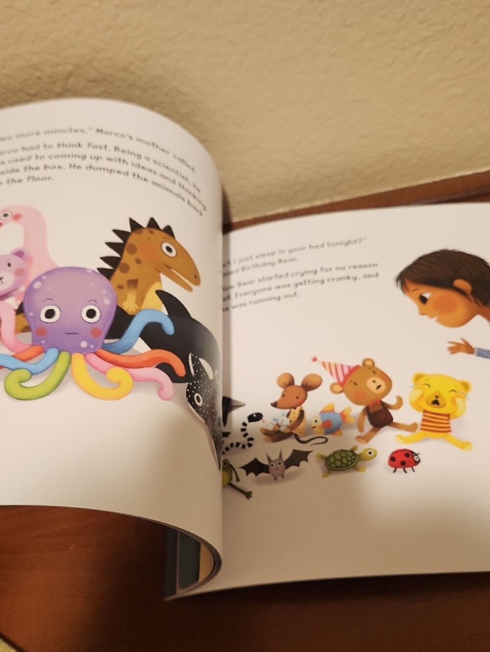Animal Book Bundle: 3 Books - Picture 7 of 10